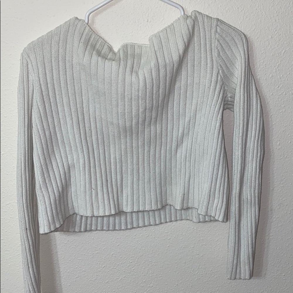 AERIE Sweater crop top. - Picture 2 of 2